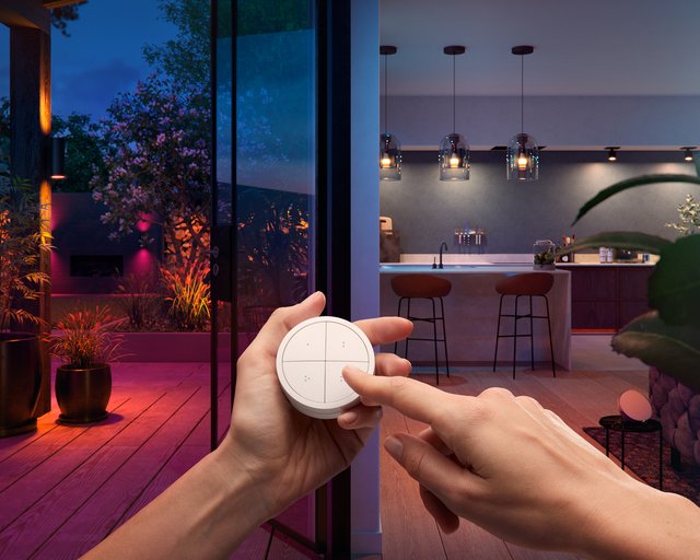 Hue tap switch hvit 4