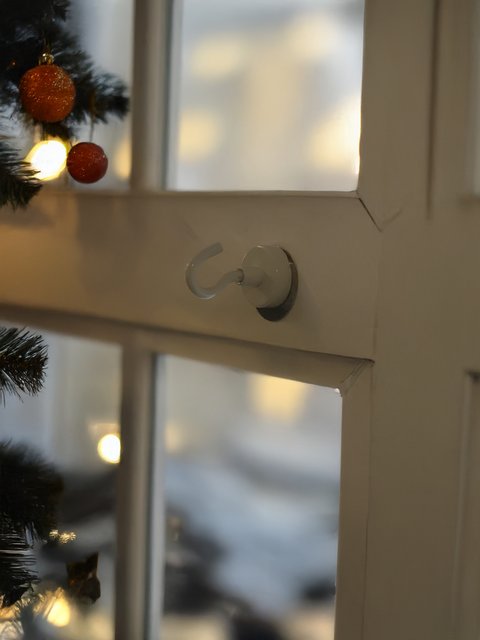 Takmagnet med krok 2