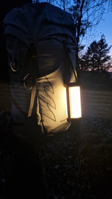 Camping lampe LED oppladbar IP68 14cm grønn 4