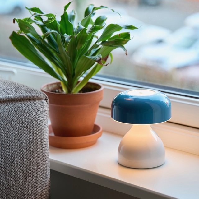 Myla Mini LED oppladbar bordlampe 12cm blå 1