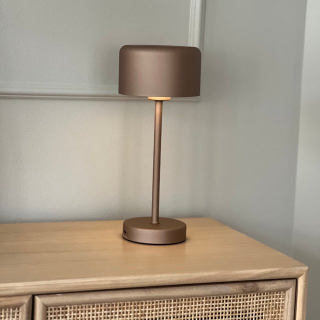 Jeff LED oppladbar bordlampe 30cm brun 1