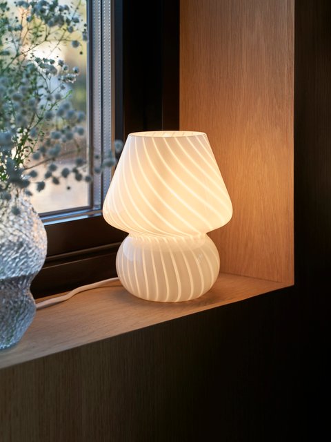 Amanita bordlampe 19cm hvit 2