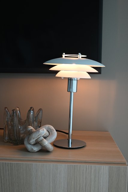 Joakim bordlampe 30cm hvit/krom 3