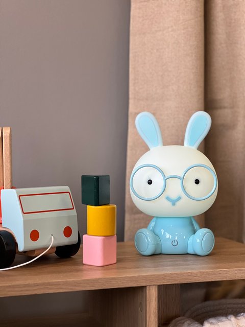 Hare LED oppladbar bordlampe 23cm blå 3