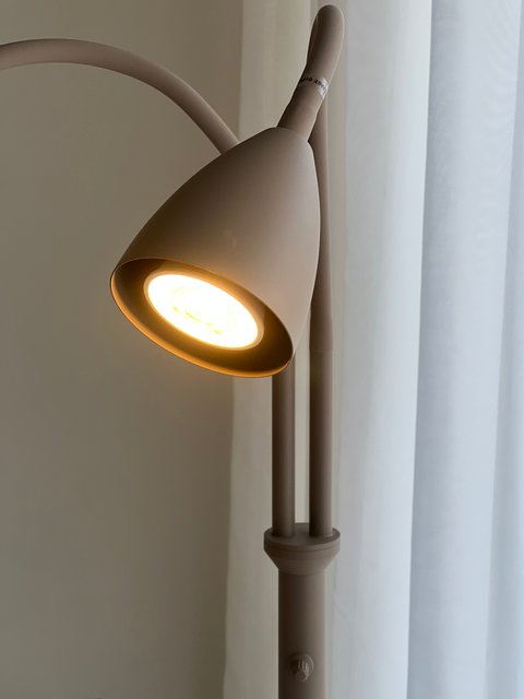 Lina leselampe gulv 2lys 150cm beige, bilde 5 av 9