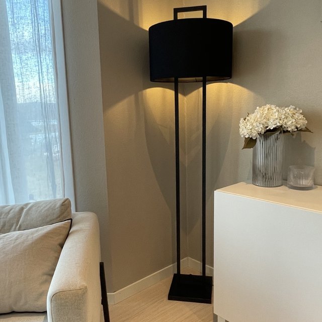 Skeikampen gulvlampe 168cm sort 2
