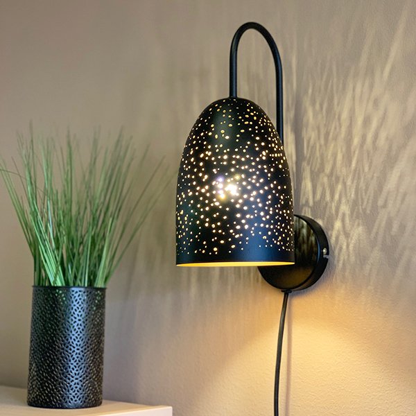 Clint New vegglampe 12cm sort 2