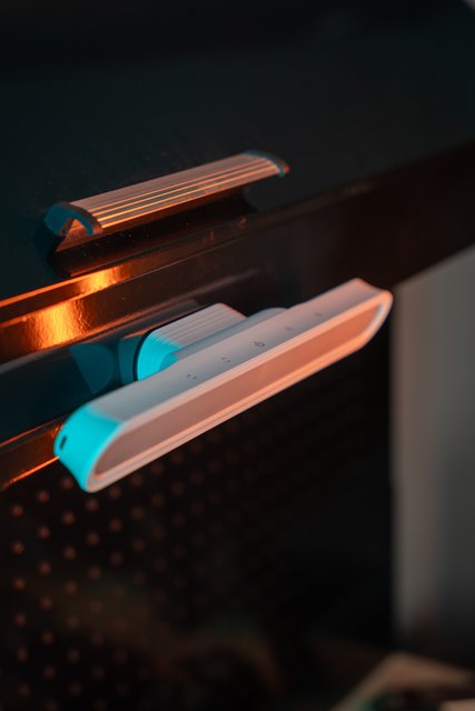 Magnetisk LED oppladbar vegglampe 28cm hvit, bilde 3 av 9