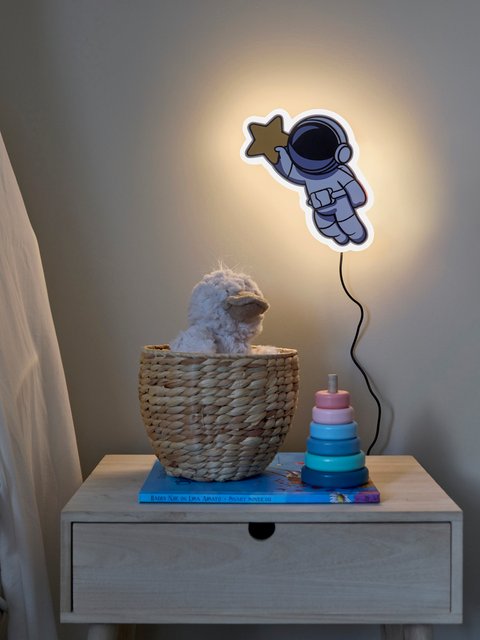 Astronaut LED vegglampe 24cm hvit 2