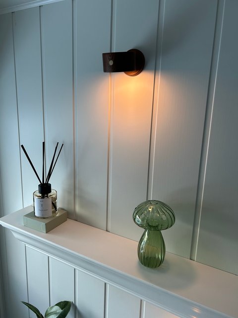 Thea Magnet LED oppladbar vegglampe 7cm brun 3