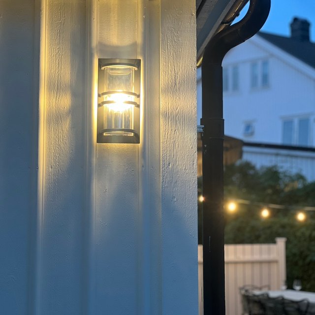 Ytterholmen utelampe vegg IP54 30cm grå 2