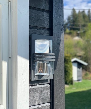 Skrova utelampe vegg IP54 30cm grå 3