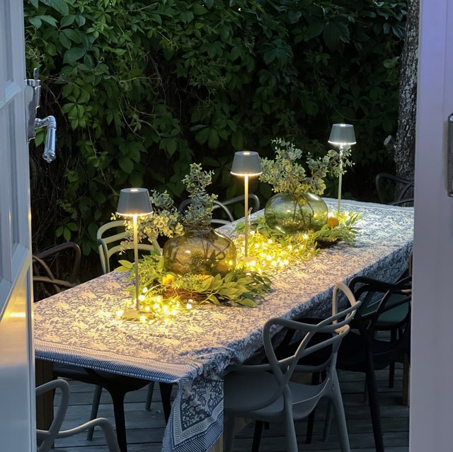 April LED oppladbar utelampe bord IP65 40cm grønn 3