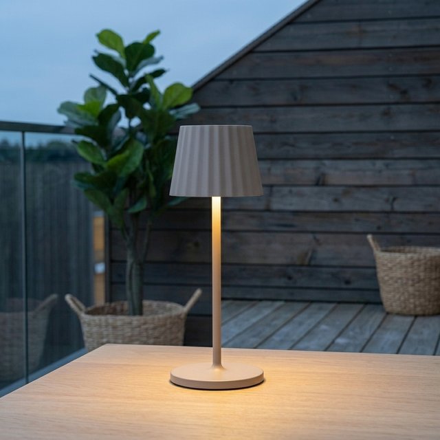 Juli LED oppladbar utelampe bord IP65 29cm beige 1