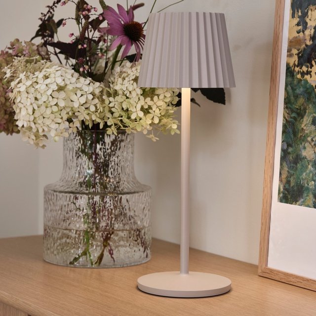 Stella Garden LED oppladbar utelampe bord IP65 38cm beige 2