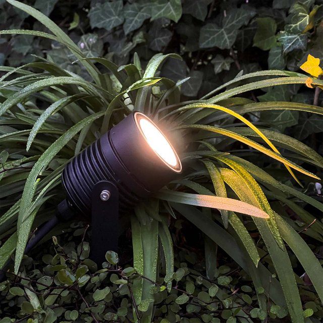 Nova LED utelampe spot IP65 sort 3