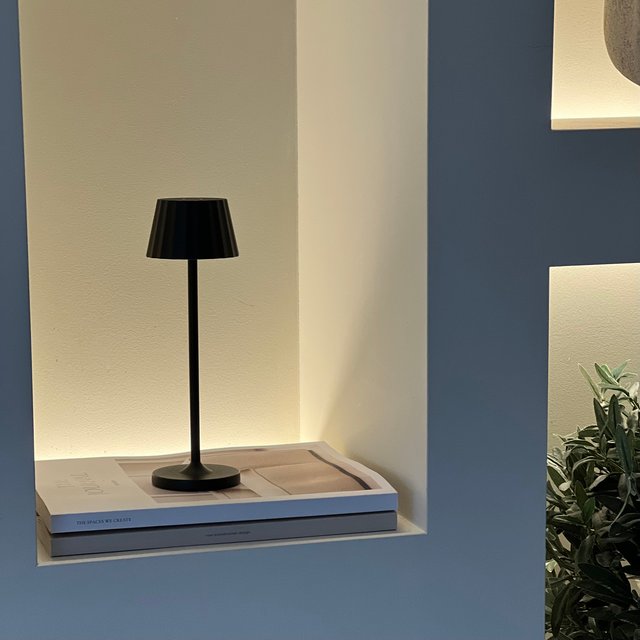June LED oppladbar utelampe bord IP65 24cm sort 3