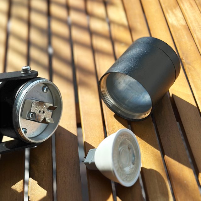 Luna LED utelampe spot startpakke IP65 2pk. grå, bilde 3 av 10