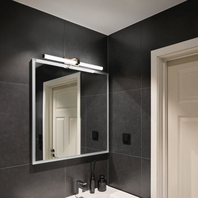 Eloise LED vegg baderomslampe IP44 62cm gull, bilde 2 av 6