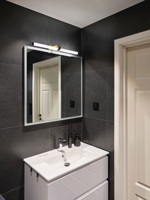 Eloise LED vegg baderomslampe IP44 62cm gull, bilde 6 av 6