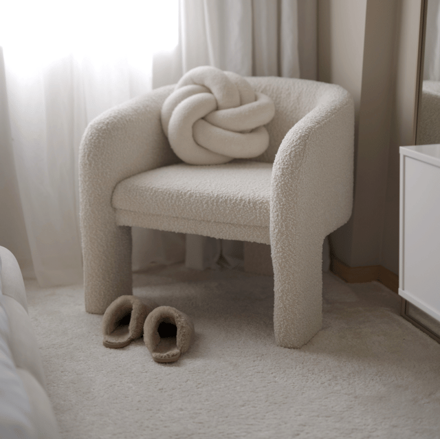Bow stol 74cm beige 1