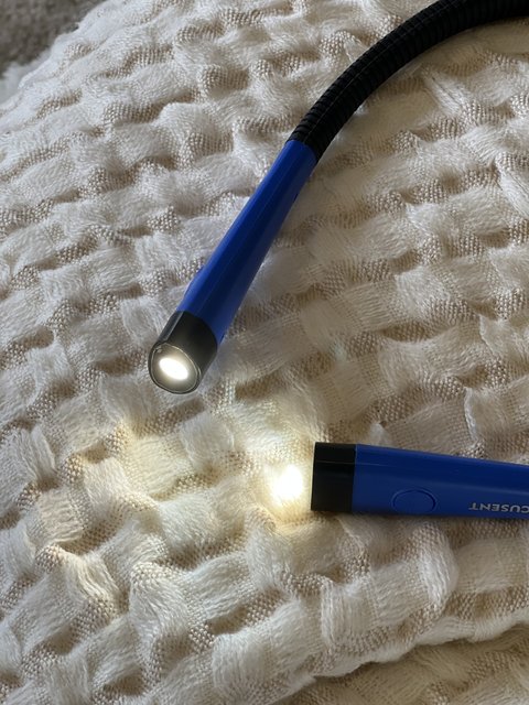 Neck Light LED oppladbar leselampe blå 2