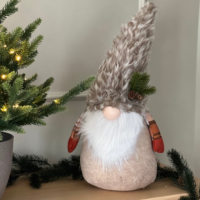 Nisse med gran 53cm brun, bilde 1 av 5